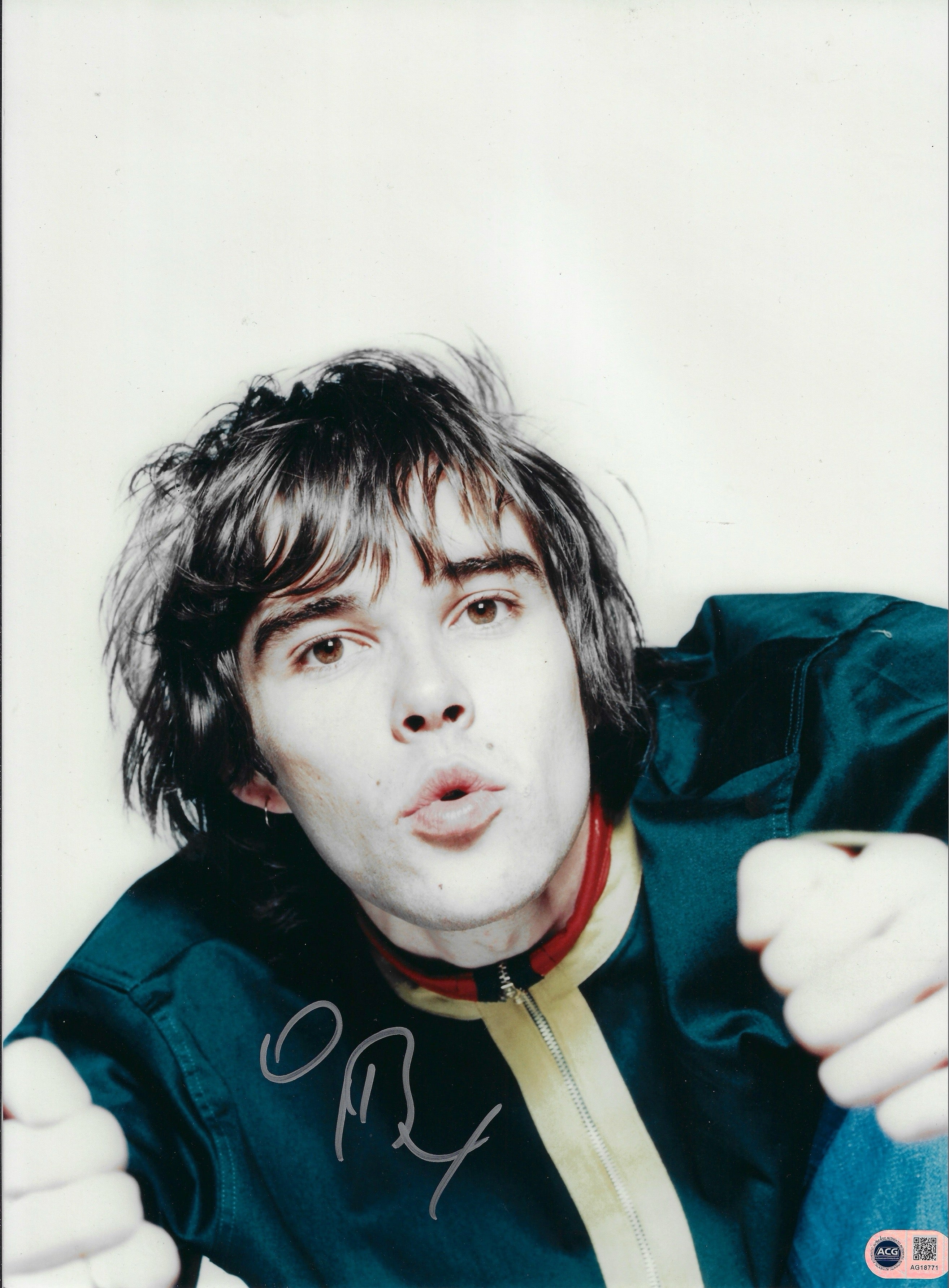 IAN BROWN SIGNED 16x12 STONE ROSES PHOTOGRAPH (ACG CERT AG18771)