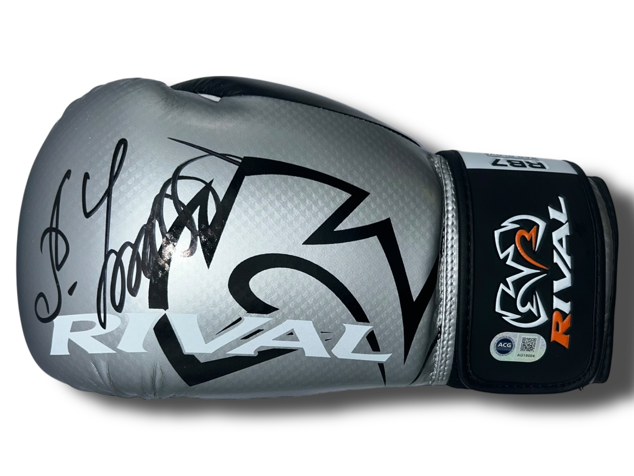 OLEKSANDR USYK SIGNED RIVAL SILVER BOXING GLOVE (ACG AG15004)