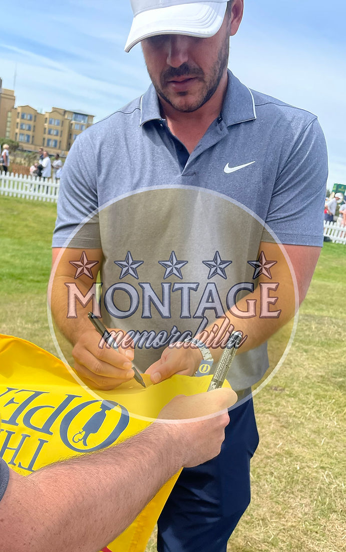 BROOKS KOEPKA SIGNED 150TH OPEN ANNIVERSARY PIN FLAG ST ANDREWS 2 (AFTAL COA)
