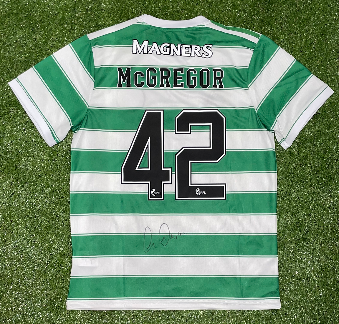 CALLUM MCGREGOR SIGNED CELTIC FC 2021/22 HOME SHIRT (AFTAL COA)