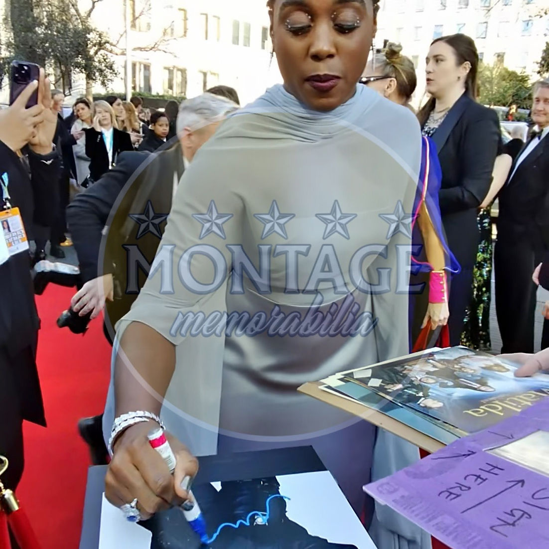 LASHANA LYNCH SIGNED JAMES BOND NO TIME TO DIE 14x11 PHOTO (ACG CERT AG17052)
