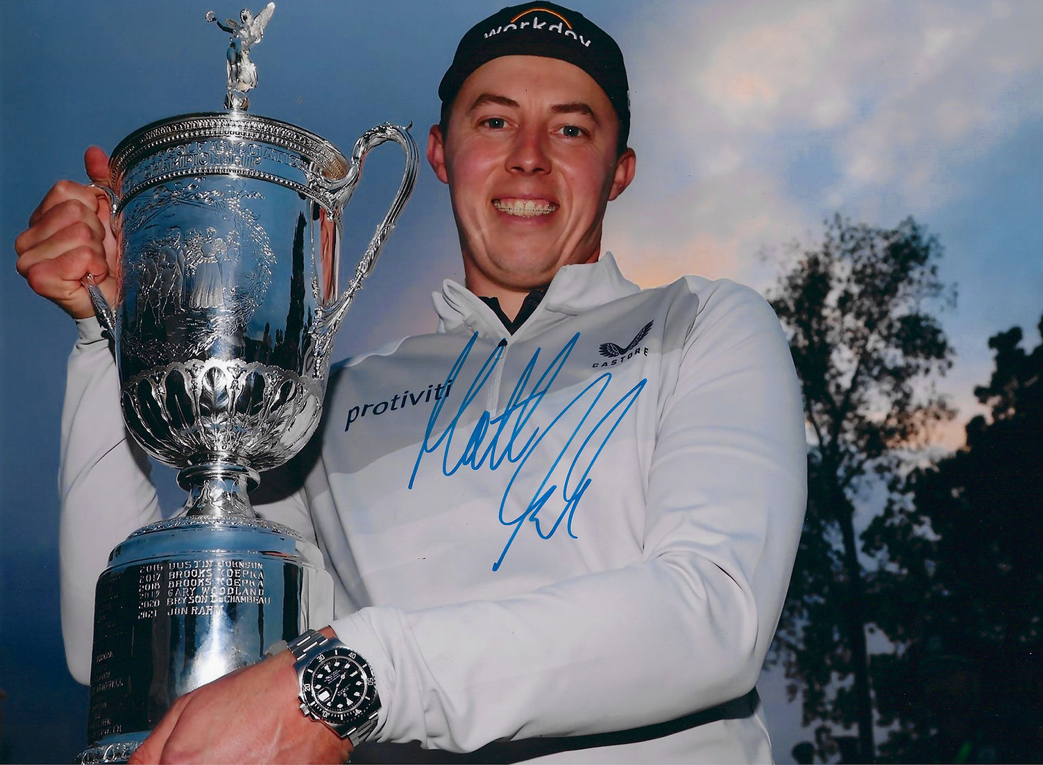 MATT FITZPATRICK SIGNED 16X12 US OPEN WINNER GOLF PHOTOGRAPH (AFTAL COA)