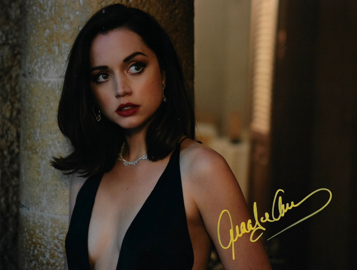ANA DE ARMAS SIGNED JAMES BOND NO TIME TO DIE 14x11 PHOTO 2 ACOA RACC COA