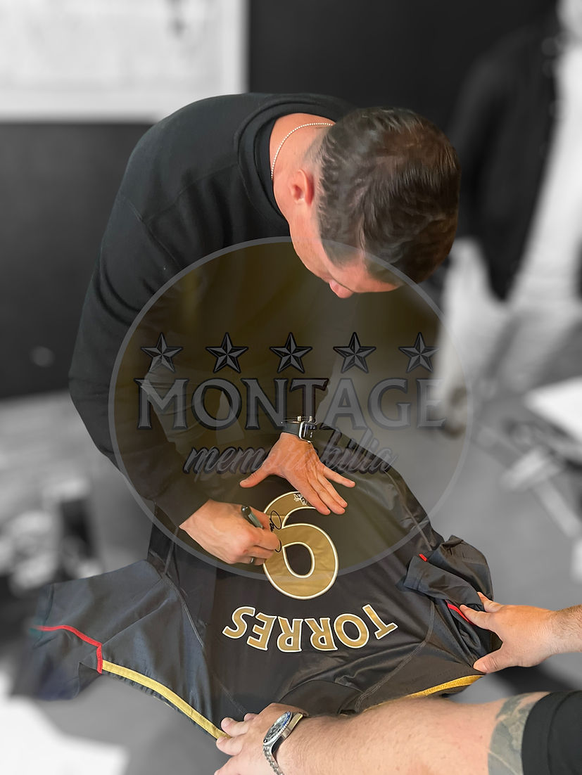 FERNANDO TORRES SIGNED LIVERPOOL 2009/10 AWAY SHIRT (ACG CERT AG17244)