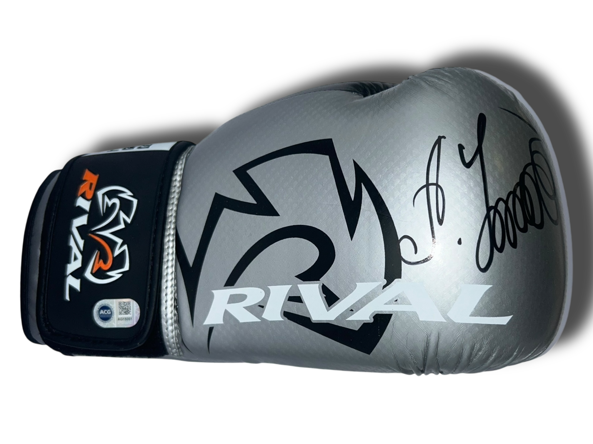 OLEKSANDR USYK SIGNED RIVAL SILVER BOXING GLOVE (ACG AG15001)