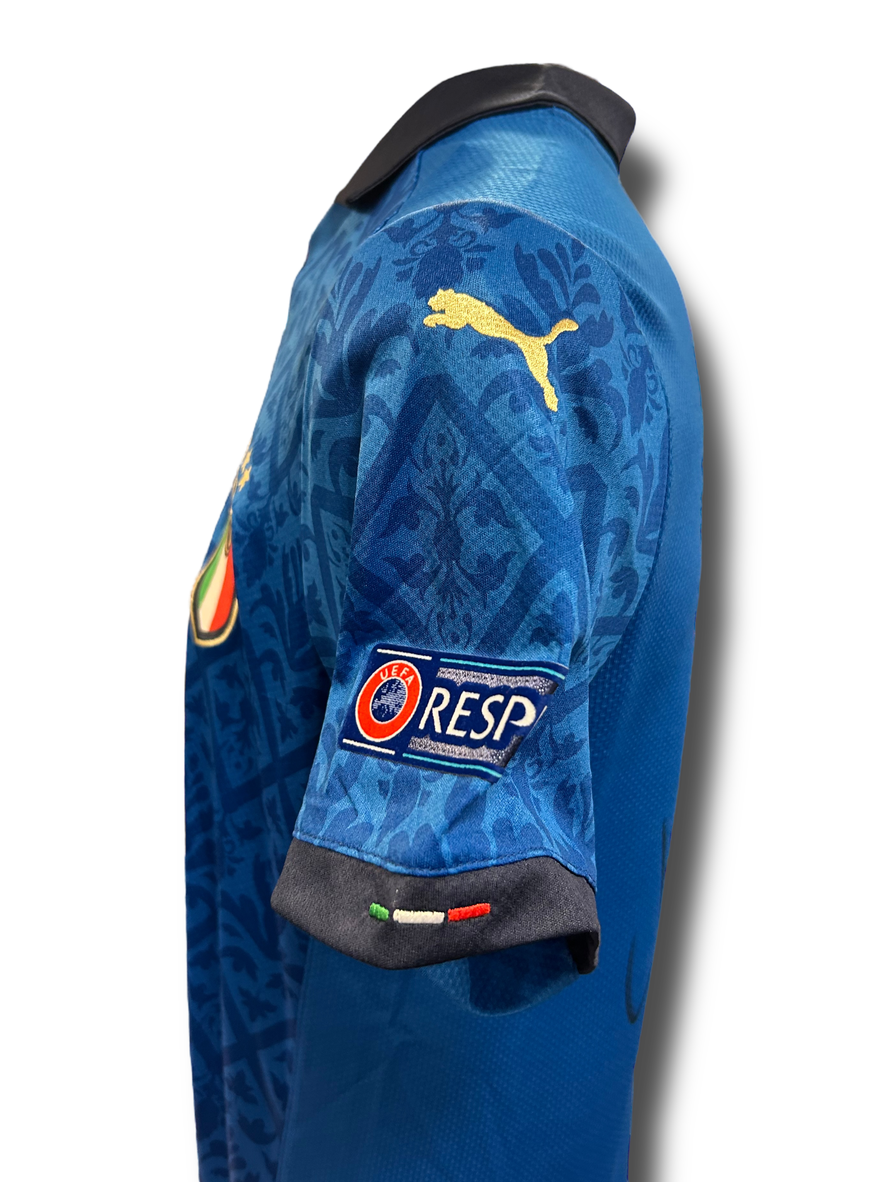 FEDERICO CHIESA SIGNED EURO 2020 ITALY WINNERS HOME SHIRT (AFTAL COA)