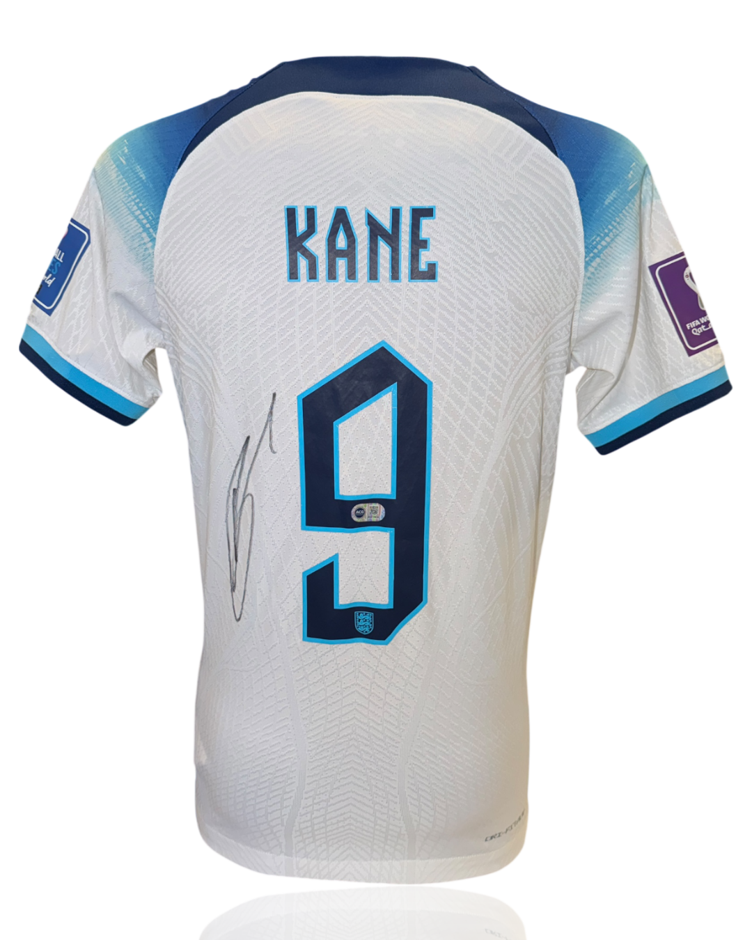 HARRY KANE SIGNED 2022/24 ENGLAND HOME SHIRT (ACG CERT AG17810)