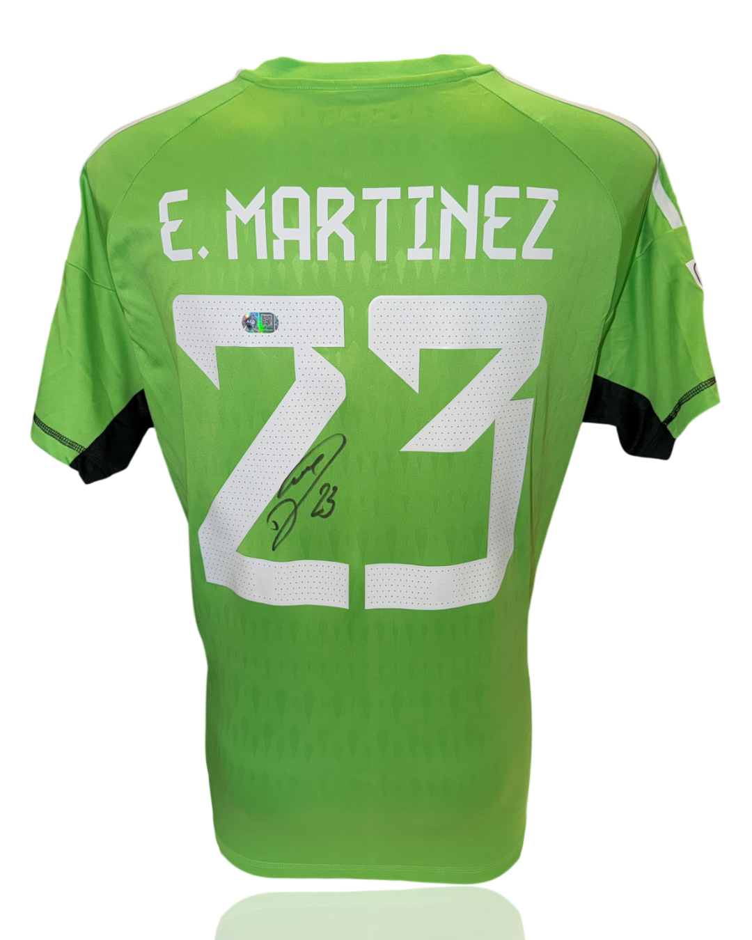 EMI MARTINEZ SIGNED 2022/23 ARGENTINA WORLD CUP HOME SHIRT (ACG CERT AG17864)
