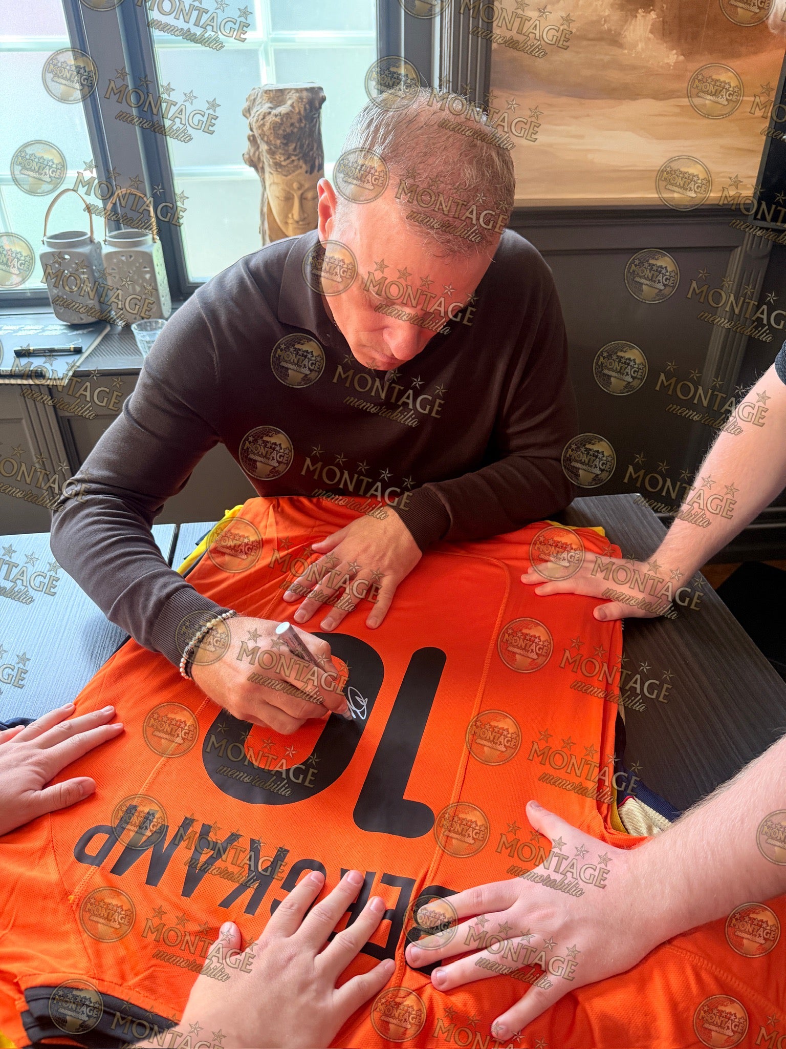 DENNIS BERGKAMP SIGNED HOLLAND 2000 HOME SHIRT (ACG WITNESS AG46502)