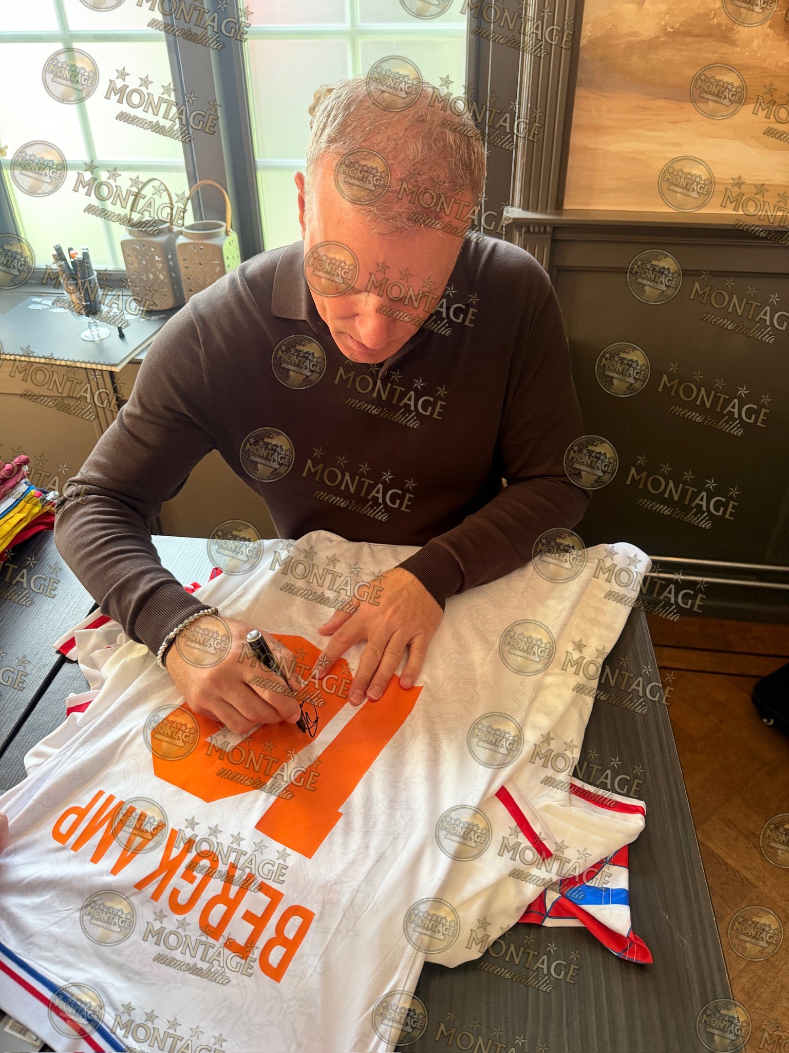 DENNIS BERGKAMP SIGNED HOLLAND 1994 AWAY SHIRT (ACG WITNESS AG46499)