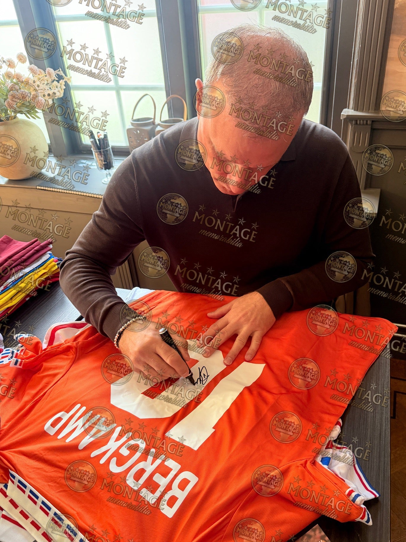 DENNIS BERGKAMP SIGNED HOLLAND 1994 HOME SHIRT (ACG WITNESS AG46500)