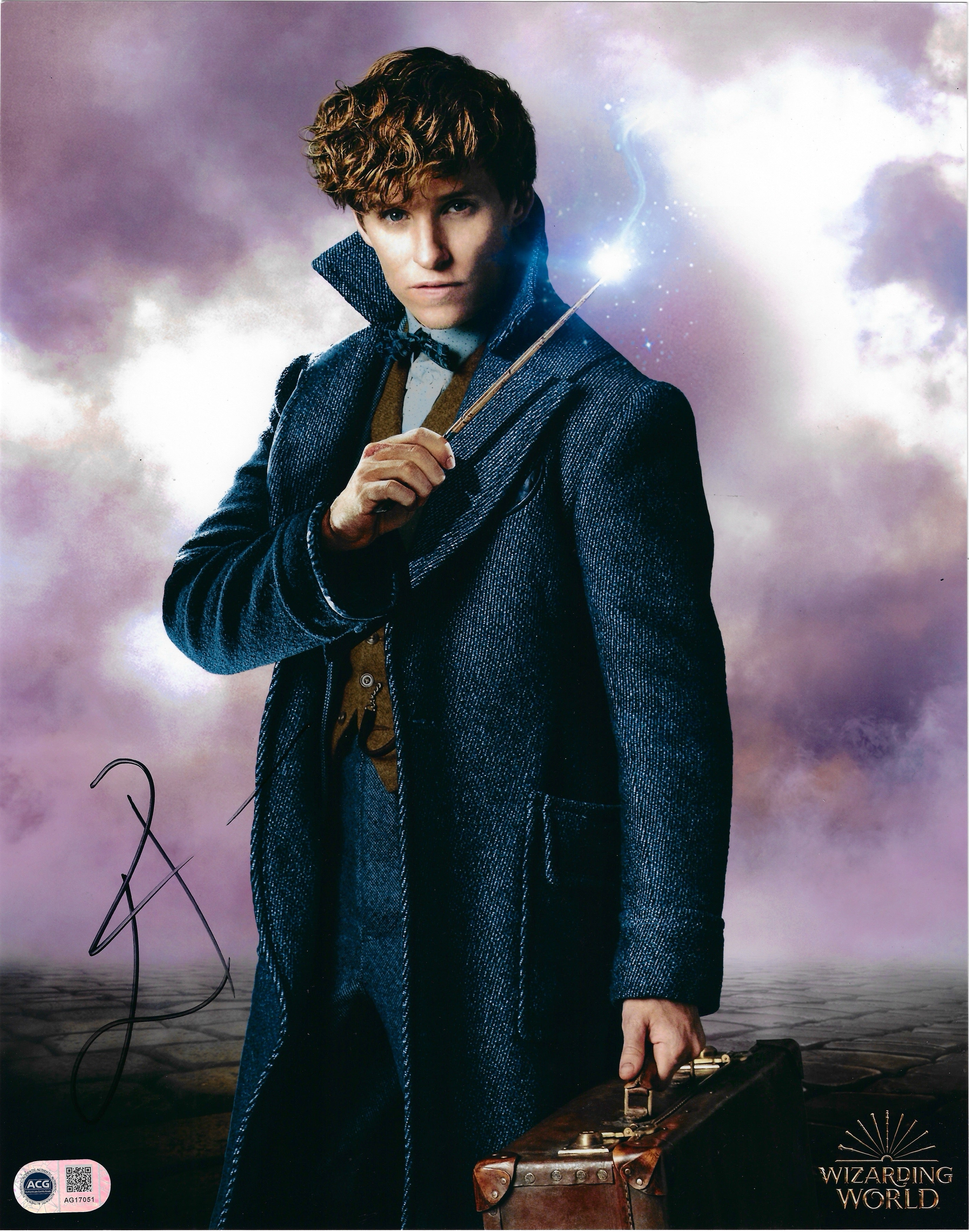 EDDIE REDMAYNE SIGNED WIZARDING WORLD 14x11 PHOTO (ACG CERT AG17051)