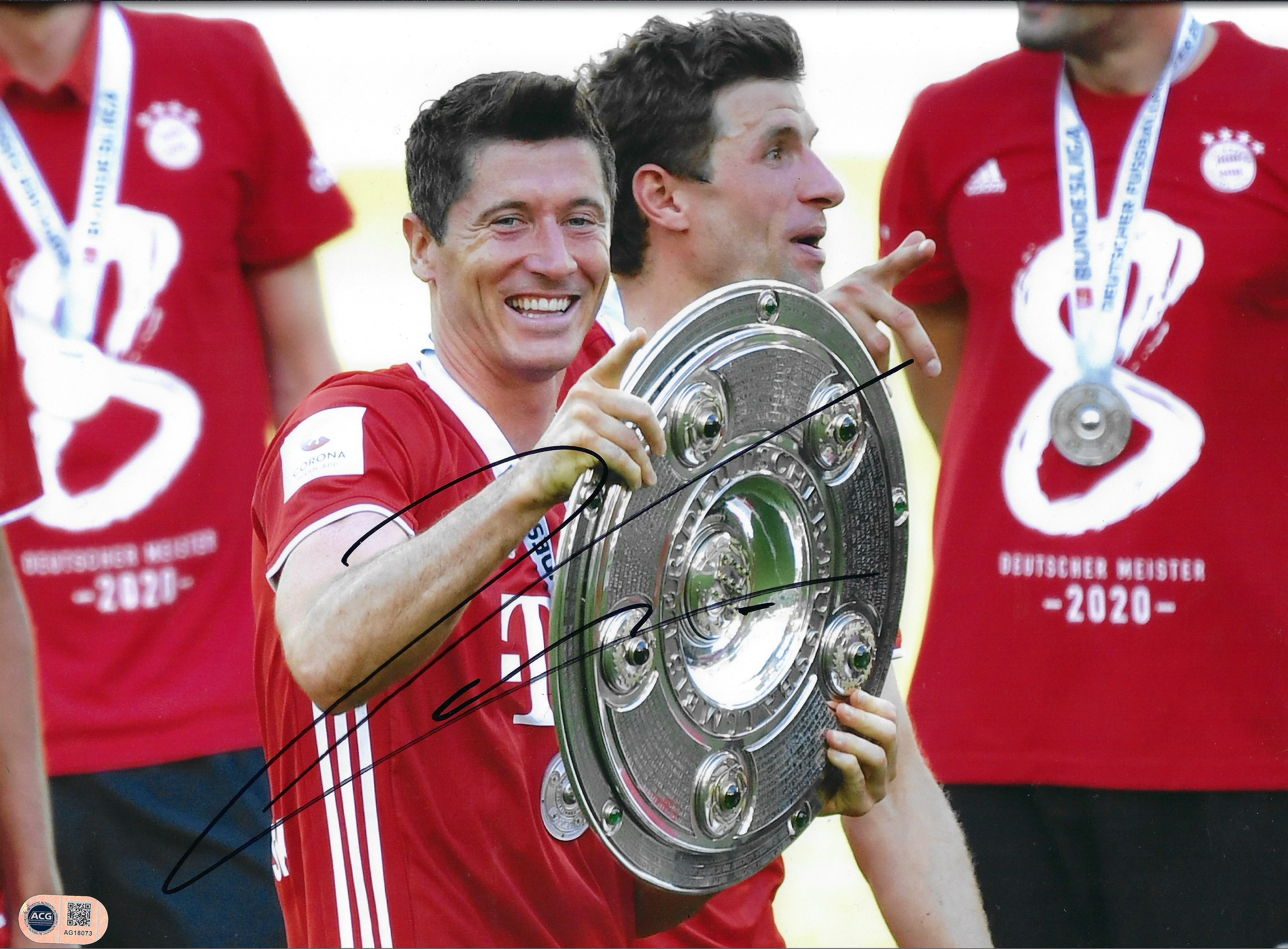 ROBERT LEWANDOWSKI SIGNED FC BAYERN MUNCHEN 16x12 PHOTO (ACG CERT AG18073)
