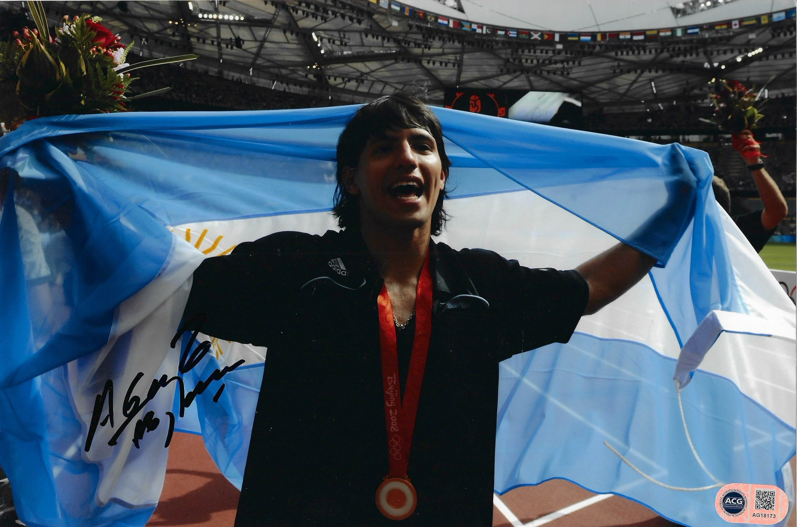 SERGIO AGUERO SIGNED ARGENTINA FOOTBALL 12X8 PHOTO (ACG CERT AG18173)