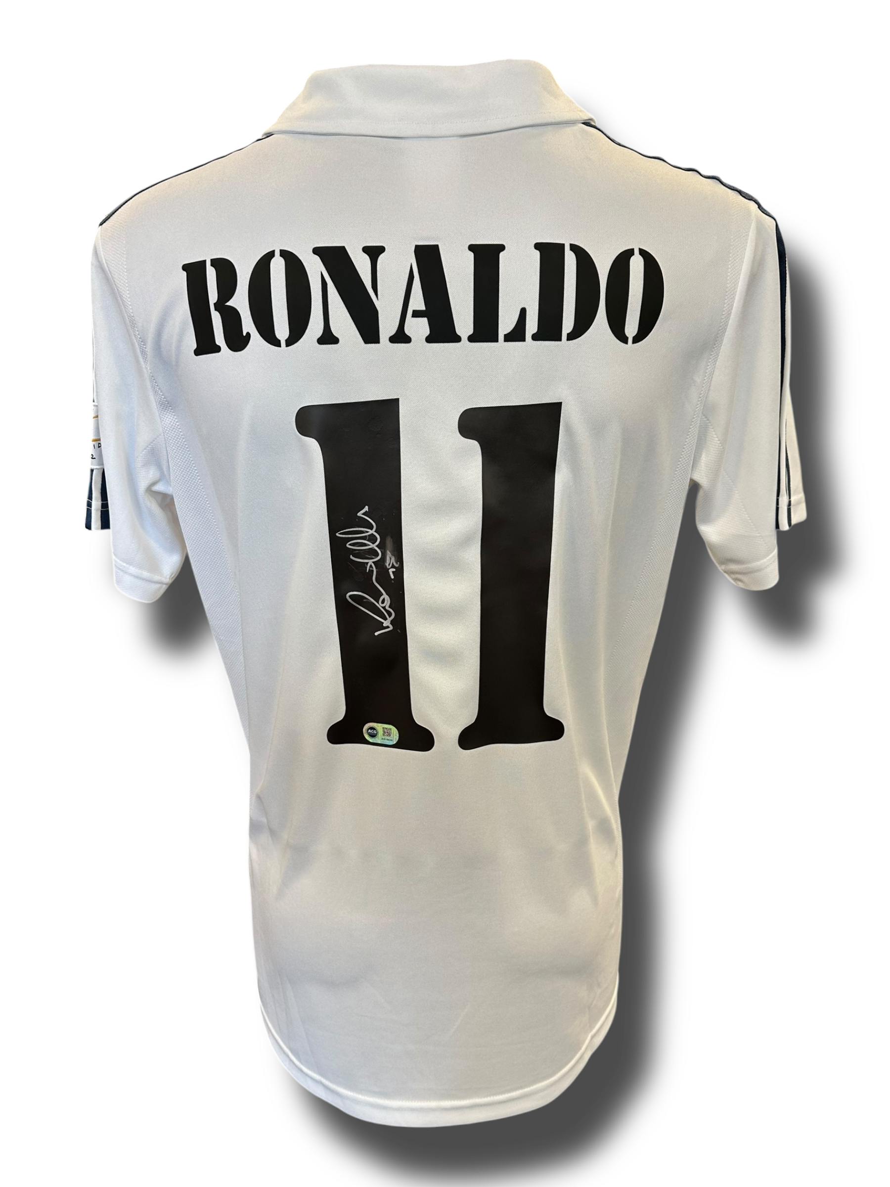 RONALDO NAZARIO SIGNED REAL MADRID 2002 HOME SHIRT (ACG CERT AG16630)