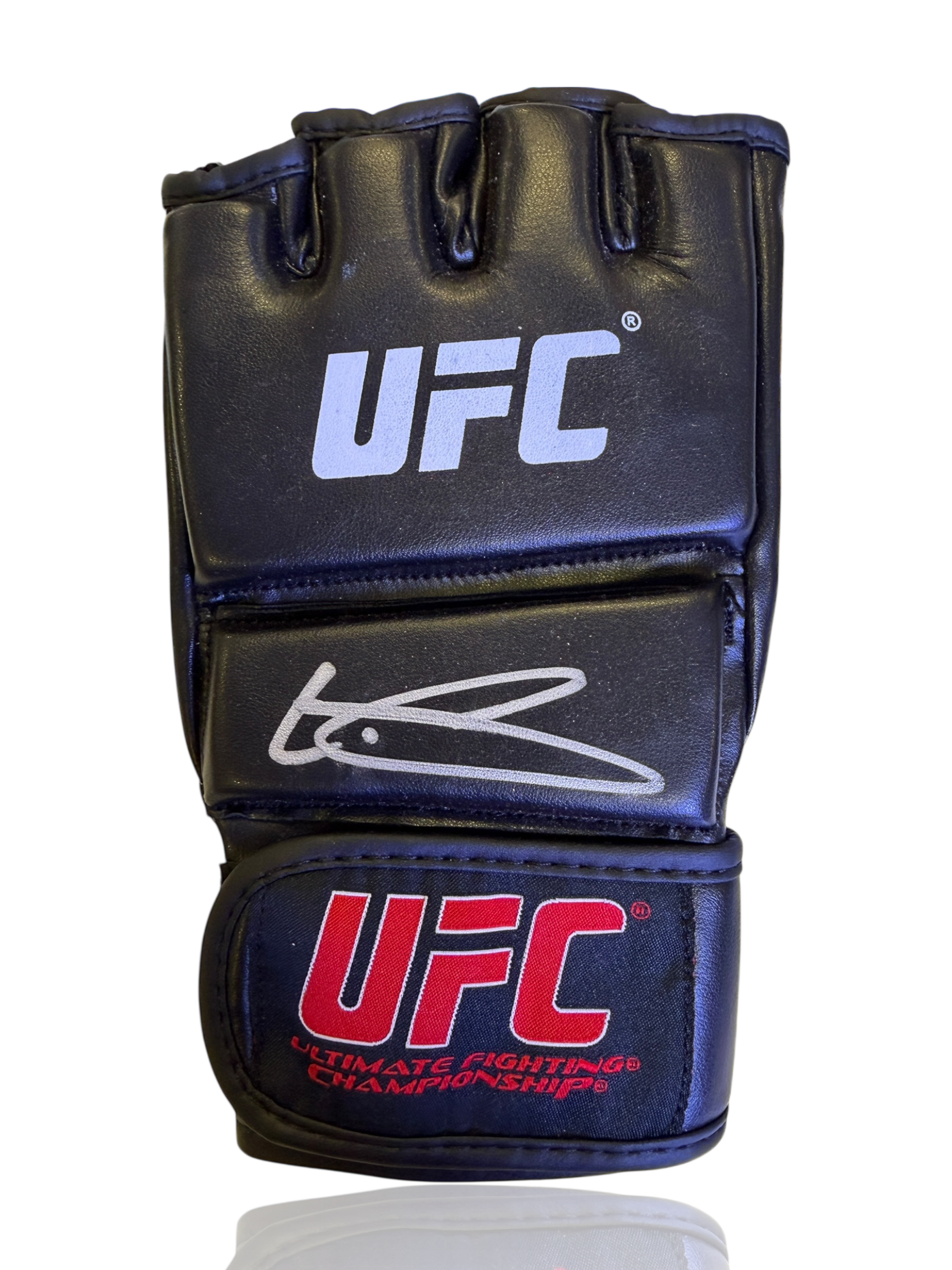 LEON 'ROCKY' EDWARDS SIGNED UFC AUTOGRAPH FIGHT GLOVE (ACG CERT AG17555)