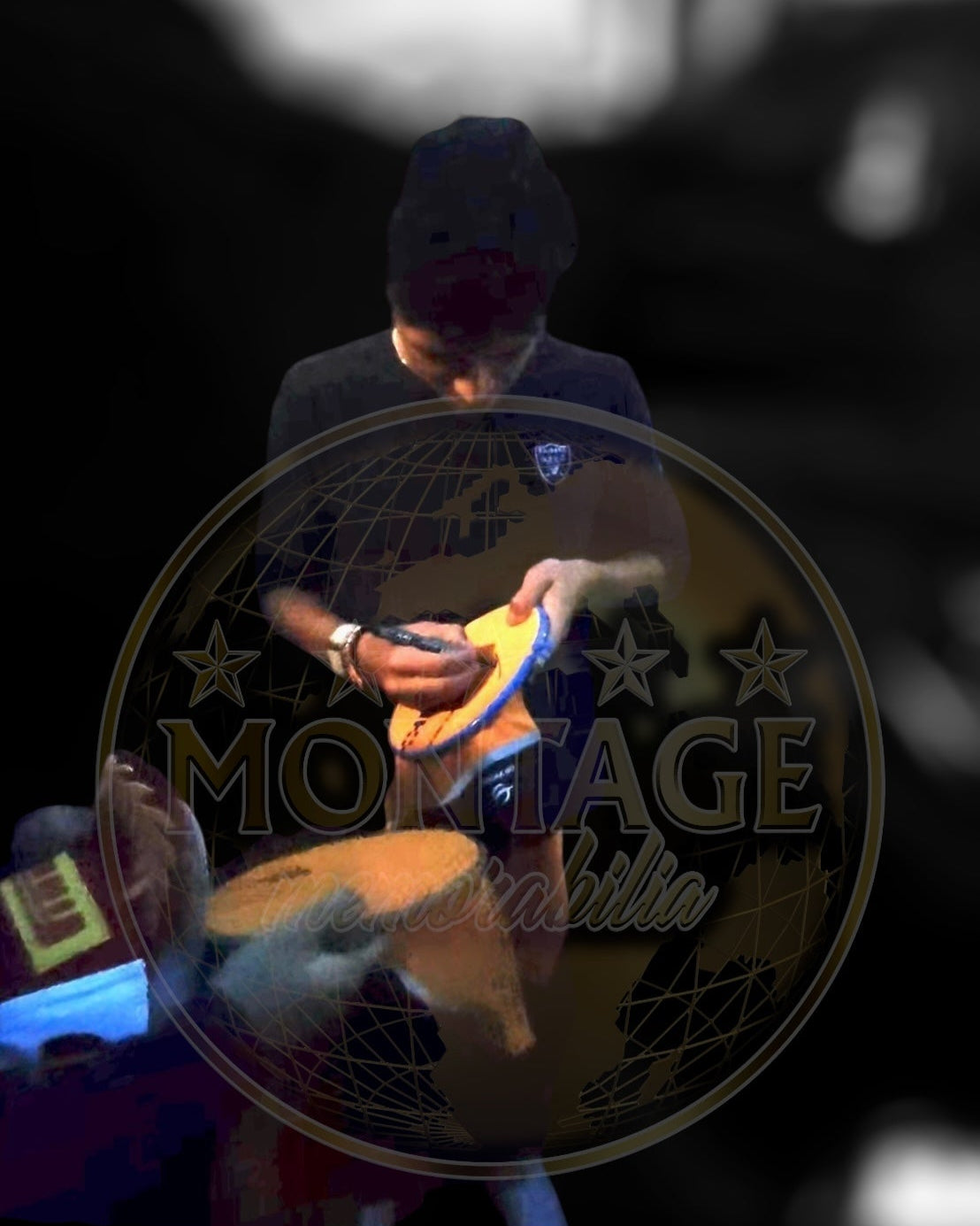 LANDO NORRIS SIGNED MCLAREN FORMULA 1 CHAMPION T-SHIRT (ACG CERT AG17778)