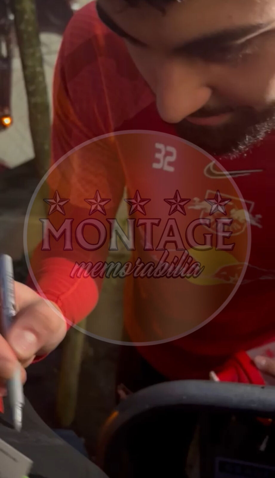 JOSKO GVARDIOL SIGNED ADIDAS PREDATOR FOOTBALL BOOT (AFTAL COA)