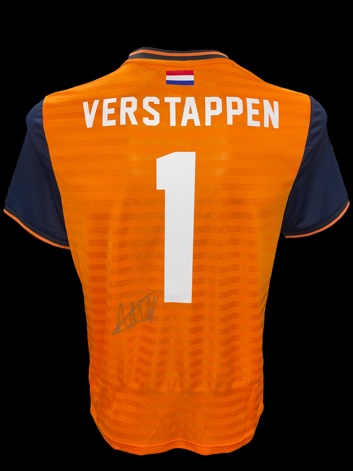 MAX VERSTAPPEN SIGNED RED BULL WORLD CHAMP F1 VERSTAPPEN 1 T-SHIRT (AFTAL COA)