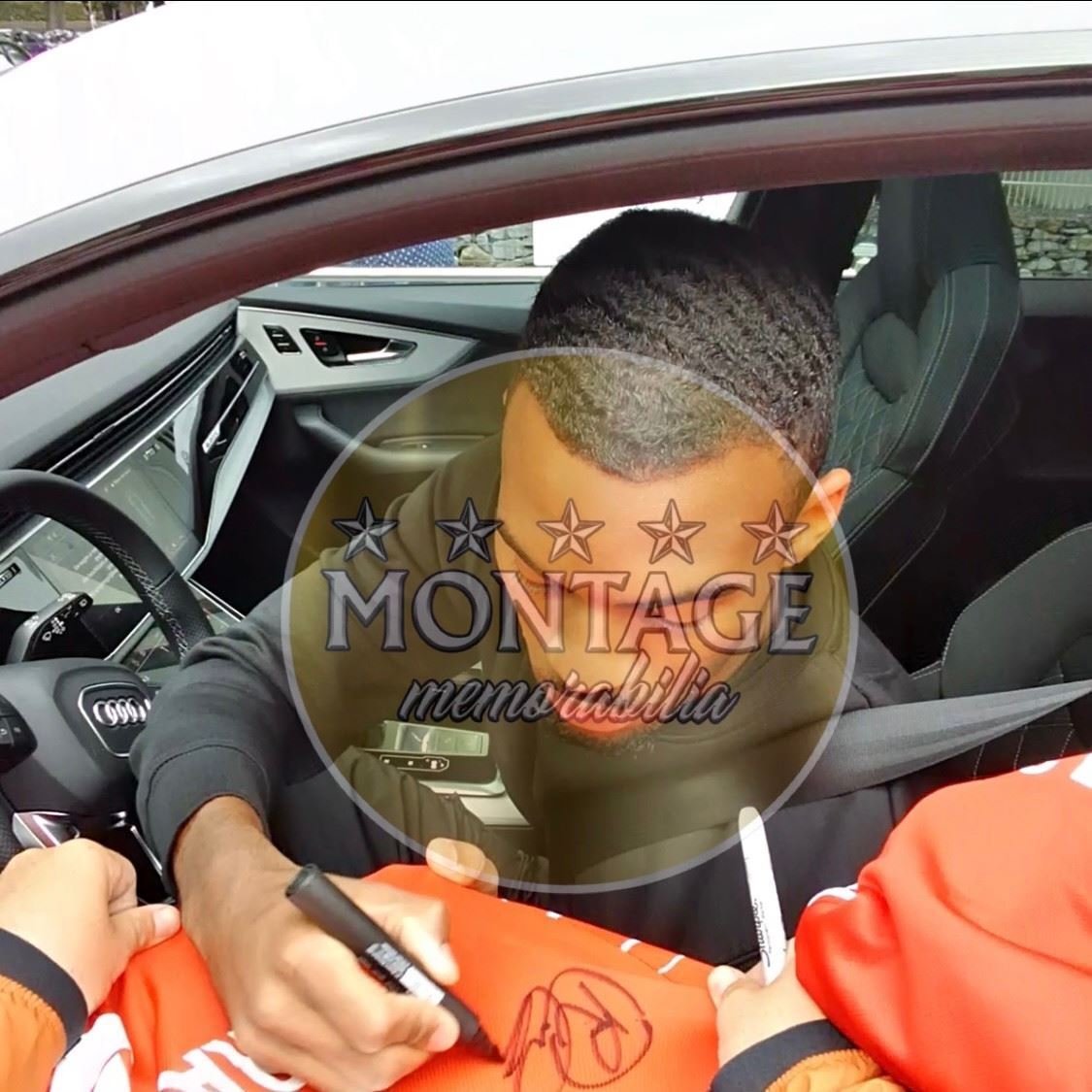 RYAN GRAVENBERCH SIGNED FC BAYERN MUNCHEN 2022/23 HOME SHIRT 2 (AFTAL COA)