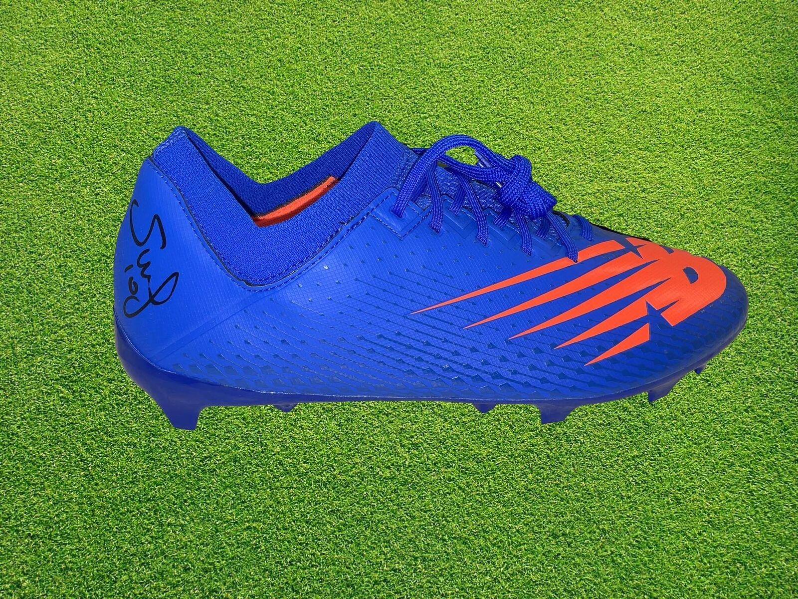 SADIO MANE SIGNED BLUE NEW BALANCE FOOTBALL BOOT 2 (AFTAL COA)