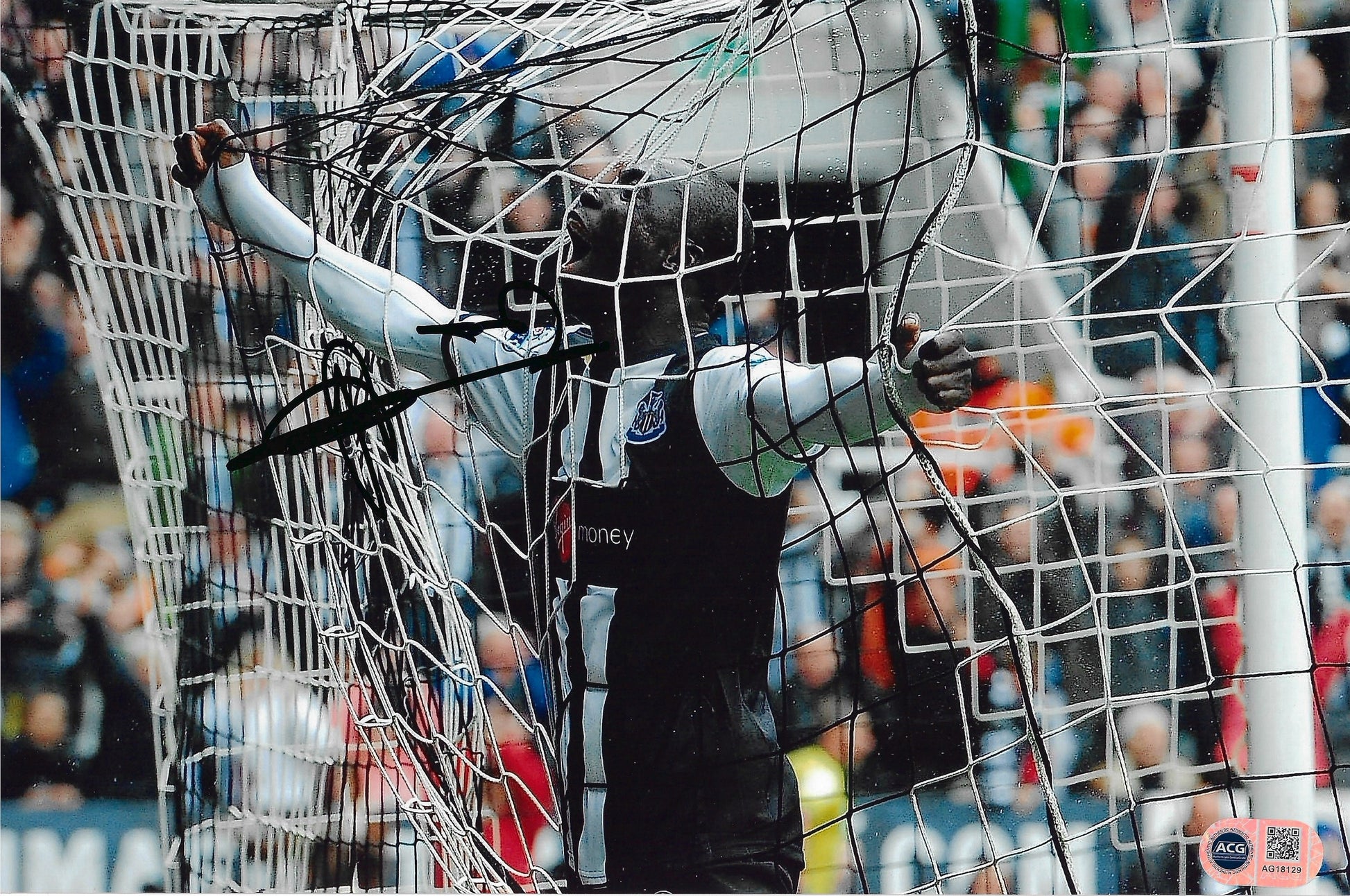 PAPISS CISSE SIGNED NEWCASTLE UNITED 12x8 PHOTO (ACG CERT AG18129)-1