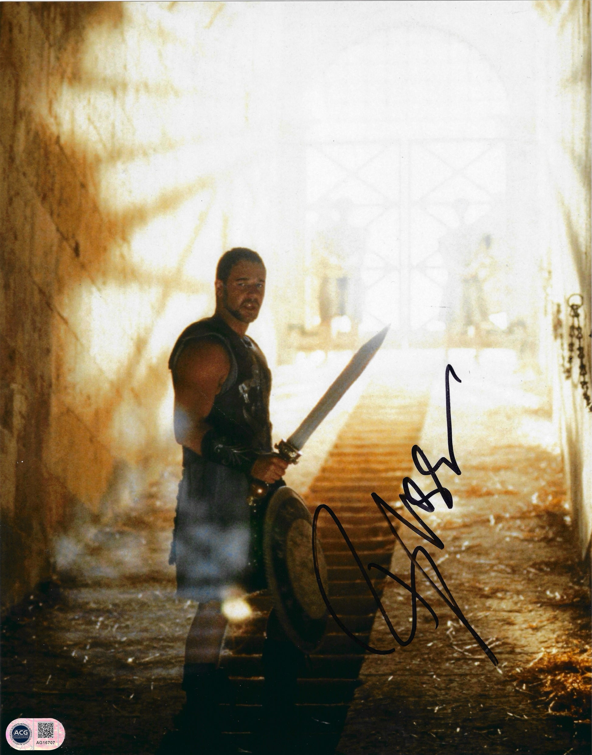 RUSSELL CROWE SIGNED 14x11 GLADIATOR MOVIE PHOTO (ACG CERT AG16707)-1