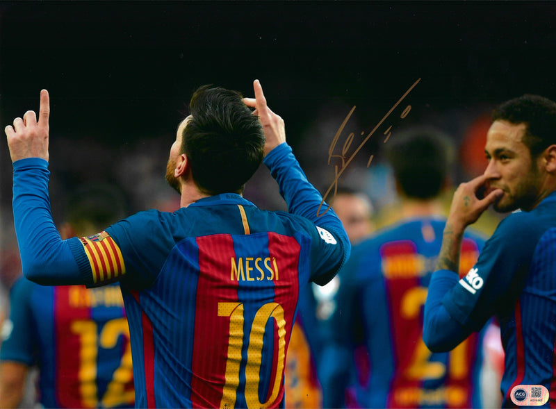 LIONEL MESSI SIGNED FC BARCELONA 16x12 PHOTO (ACG CERT AG16567)-1