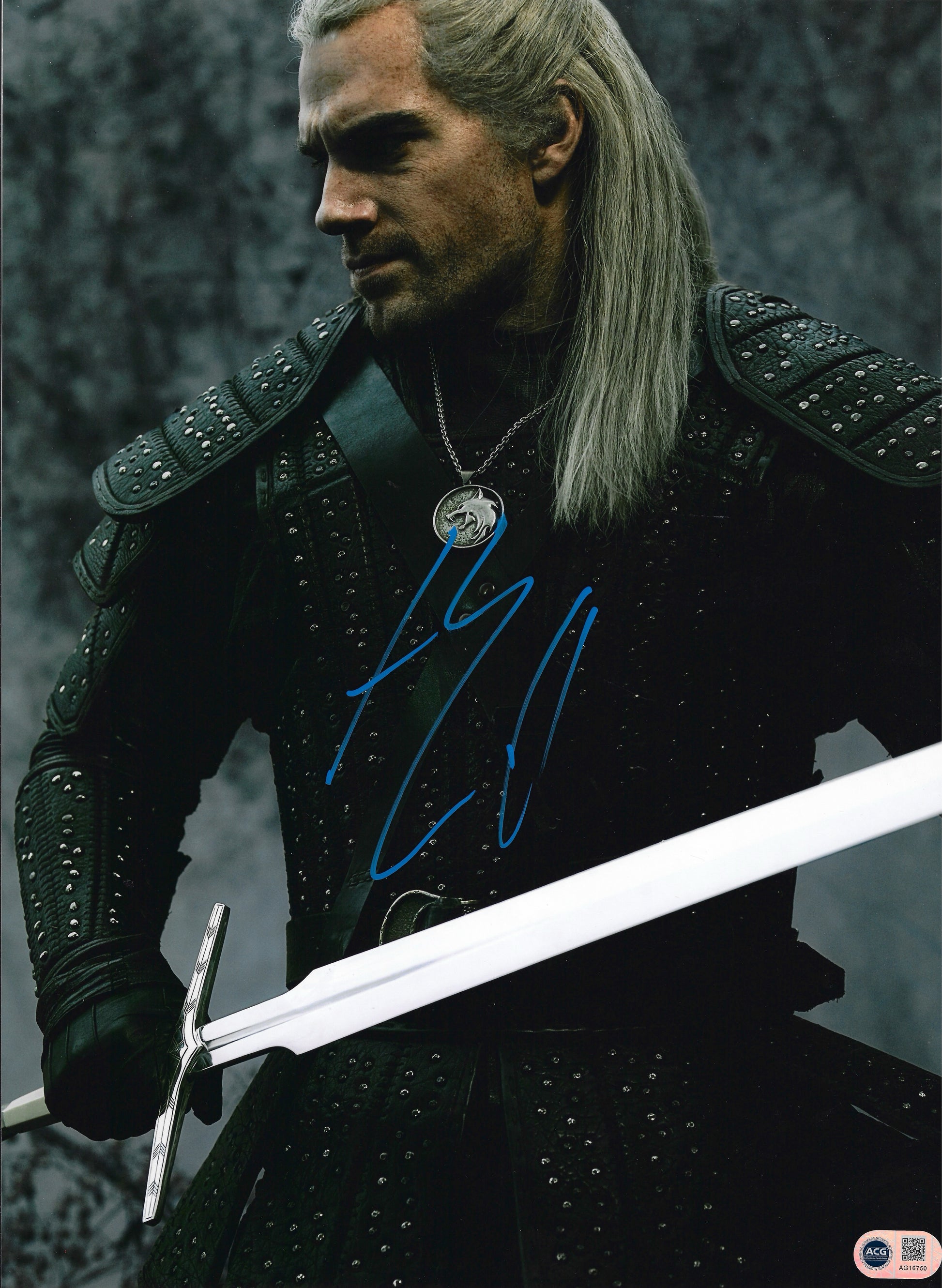 HENRY CAVILL SIGNED THE WITCHER GERALT 16x12 PHOTO (ACG CERT AG16750)-1