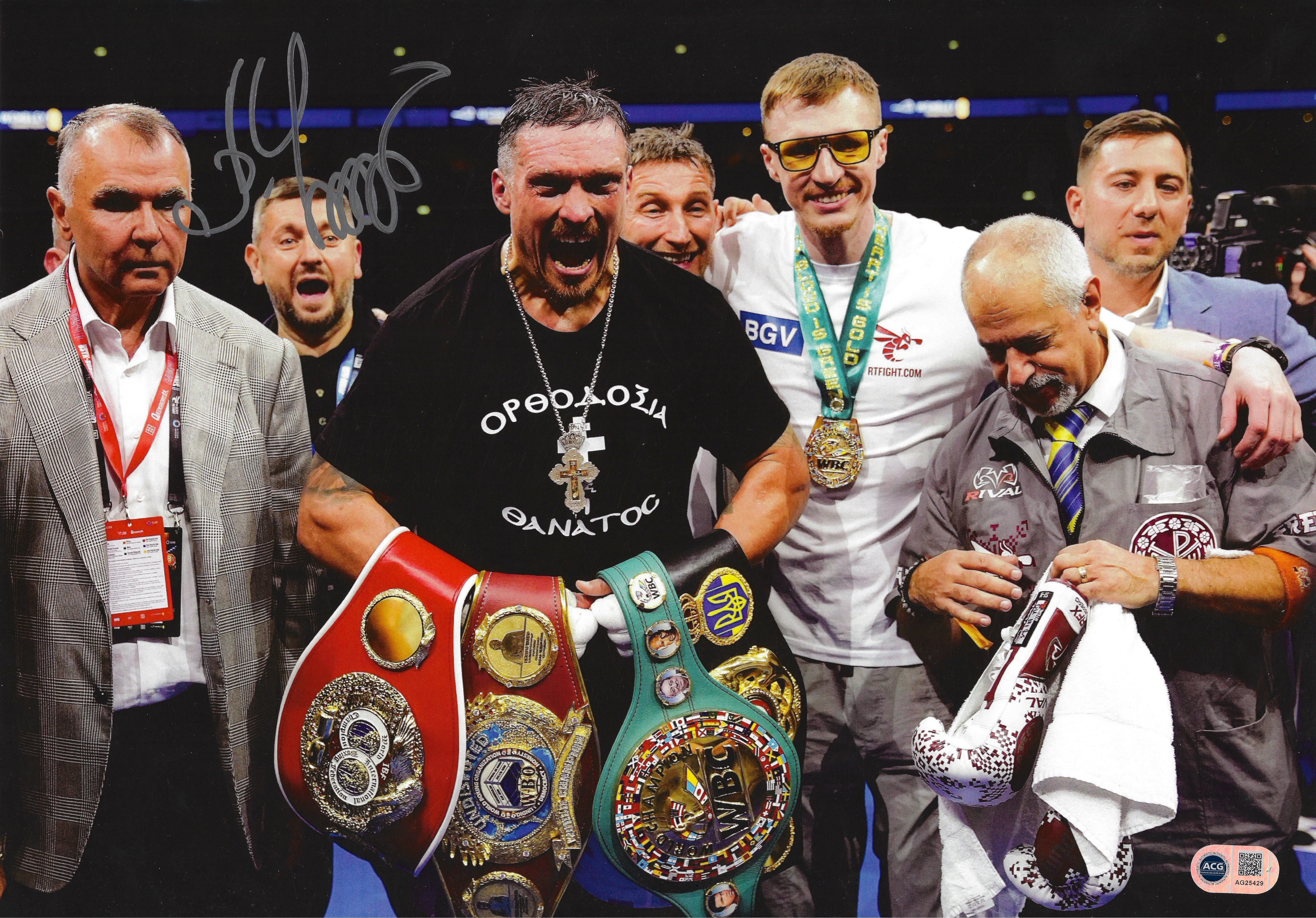 OLEKSANDR USYK SIGNED 16x12 UNDISPUTED CHAMP PHOTO (ACG CERT AG25429)