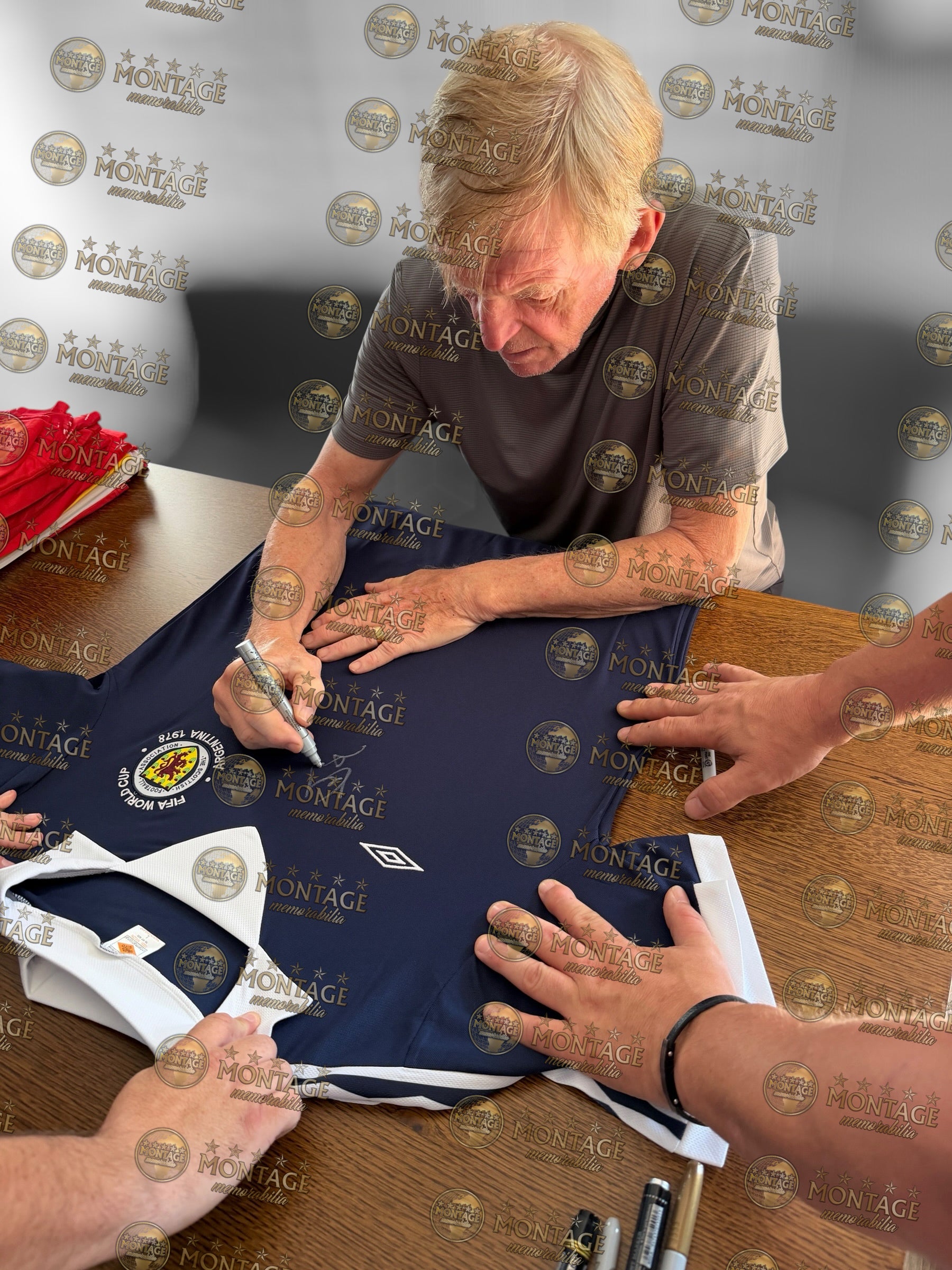 KENNY DALGLISH SIGNED SCOTLAND 1978 WORLD CUP HOME SHIRT (ACG CERT AG135904)-2