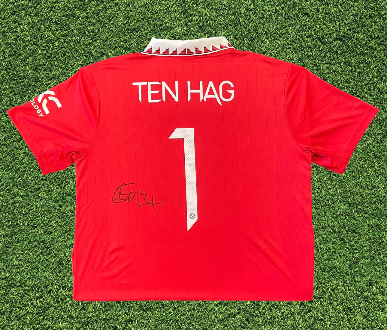 ERIK TEN HAG SIGNED 2022/23 MANCHESTER UTD HOME SHIRT (AFTAL COA)-1