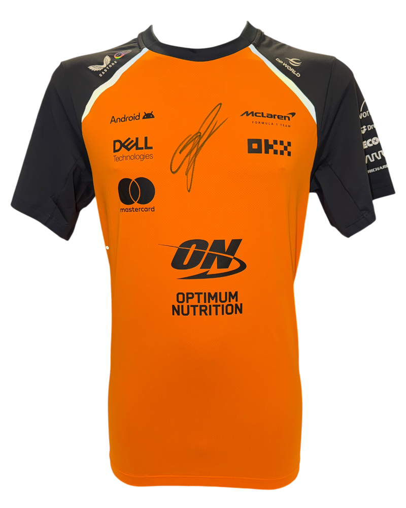 OSCAR PIASTRI SIGNED MCLAREN CASTORE 2025 FORMULA 1 T-SHIRT (ACG CERT AG17780)-1