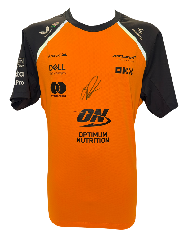 OSCAR PIASTRI SIGNED MCLAREN CASTORE 2025 FORMULA 1 T-SHIRT (ACG CERT AG17783)-1