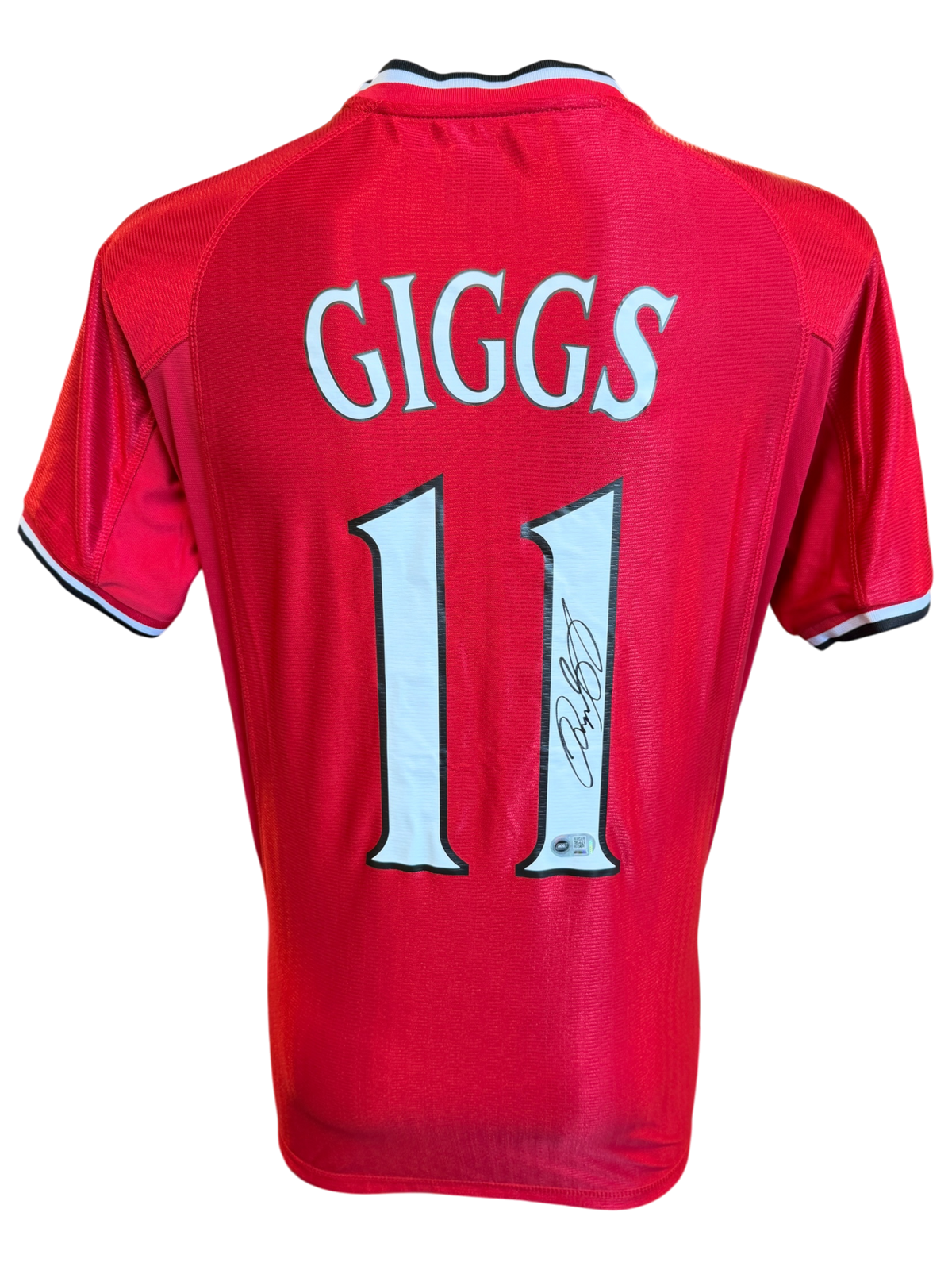 RYAN GIGGS SIGNED MANCHESTER UNITED 2000/02 HOME SHIRT (ACG CERT AG135972)-1