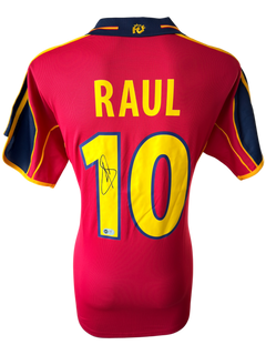 RAUL SIGNED SPAIN 2000/02 HOME SHIRT (ACG CERT AG136173)-1