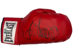 OLEKSANDR USYK SIGNED RED EVERLAST BOXING GLOVE UNDISPUTED CHAMP (ACG CERT AG18882)-1