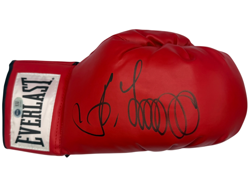 OLEKSANDR USYK SIGNED RED EVERLAST BOXING GLOVE UNDISPUTED CHAMP (ACG CERT AG18882)-1