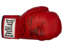 OLEKSANDR USYK SIGNED RED EVERLAST BOXING GLOVE UNDISPUTED CHAMP (ACG CERT AG18885)-1
