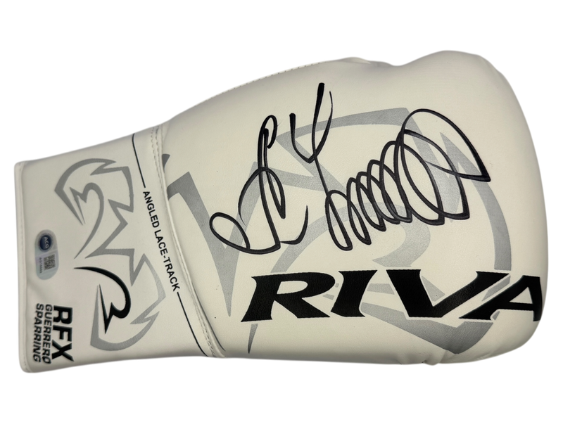 OLEKSANDR USYK SIGNED WHITE RIVAL BOXING GLOVE UNDISPUTED CHAMP (ACG CERT AG18889)-1