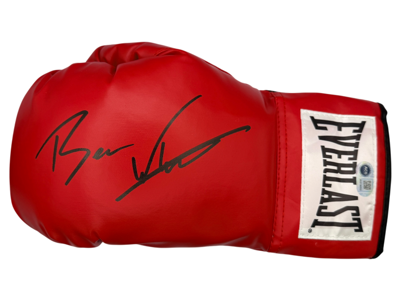 BEN WHITTAKER THE SURGEON SIGNED RED EVERLAST BOXING GLOVE (ACG CERT AG19002)-1