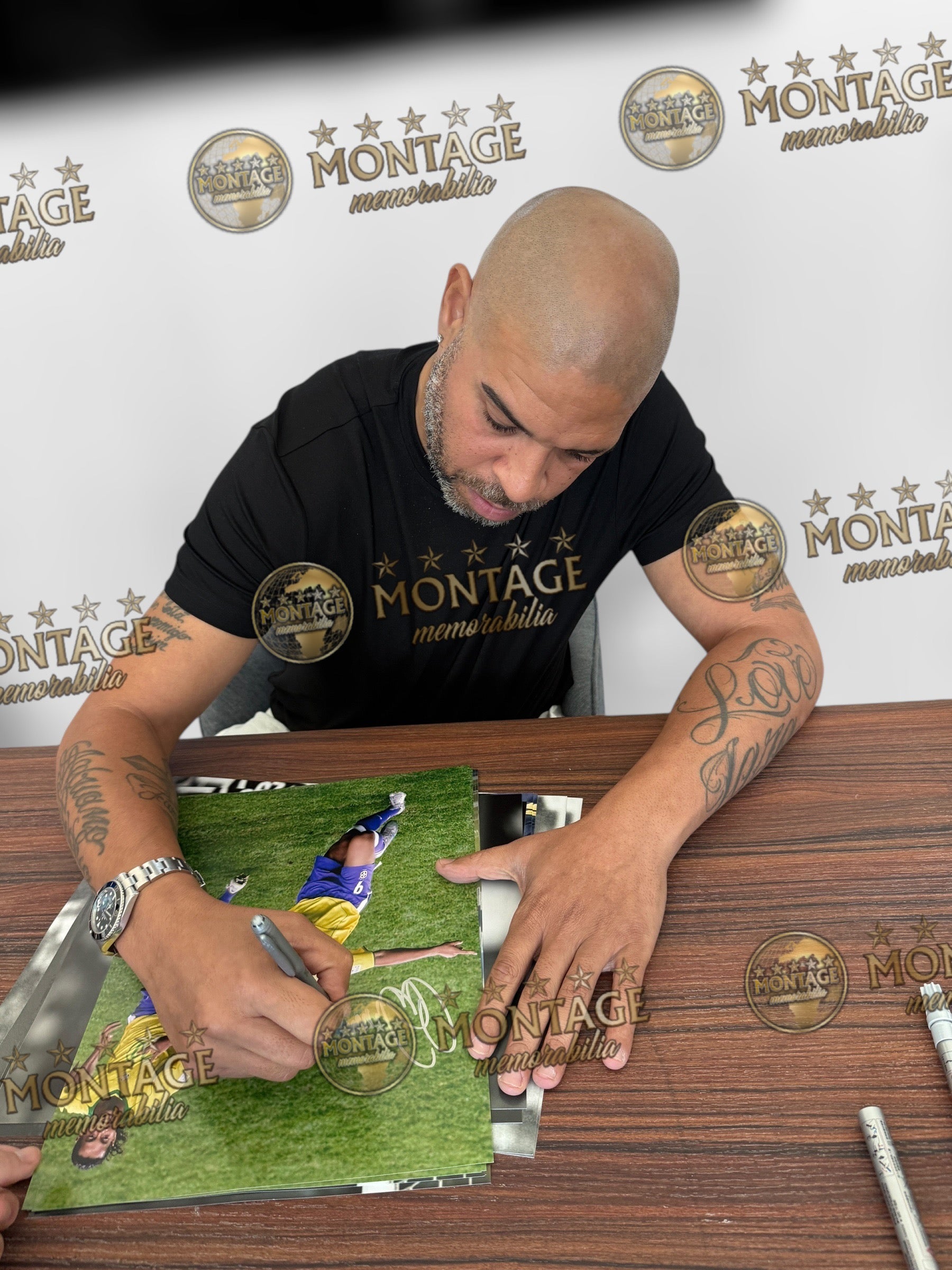 ADRIANO SIGNED BRAZIL 2004 LEGEND 14x11 PHOTO (ACG CERT AG17315)