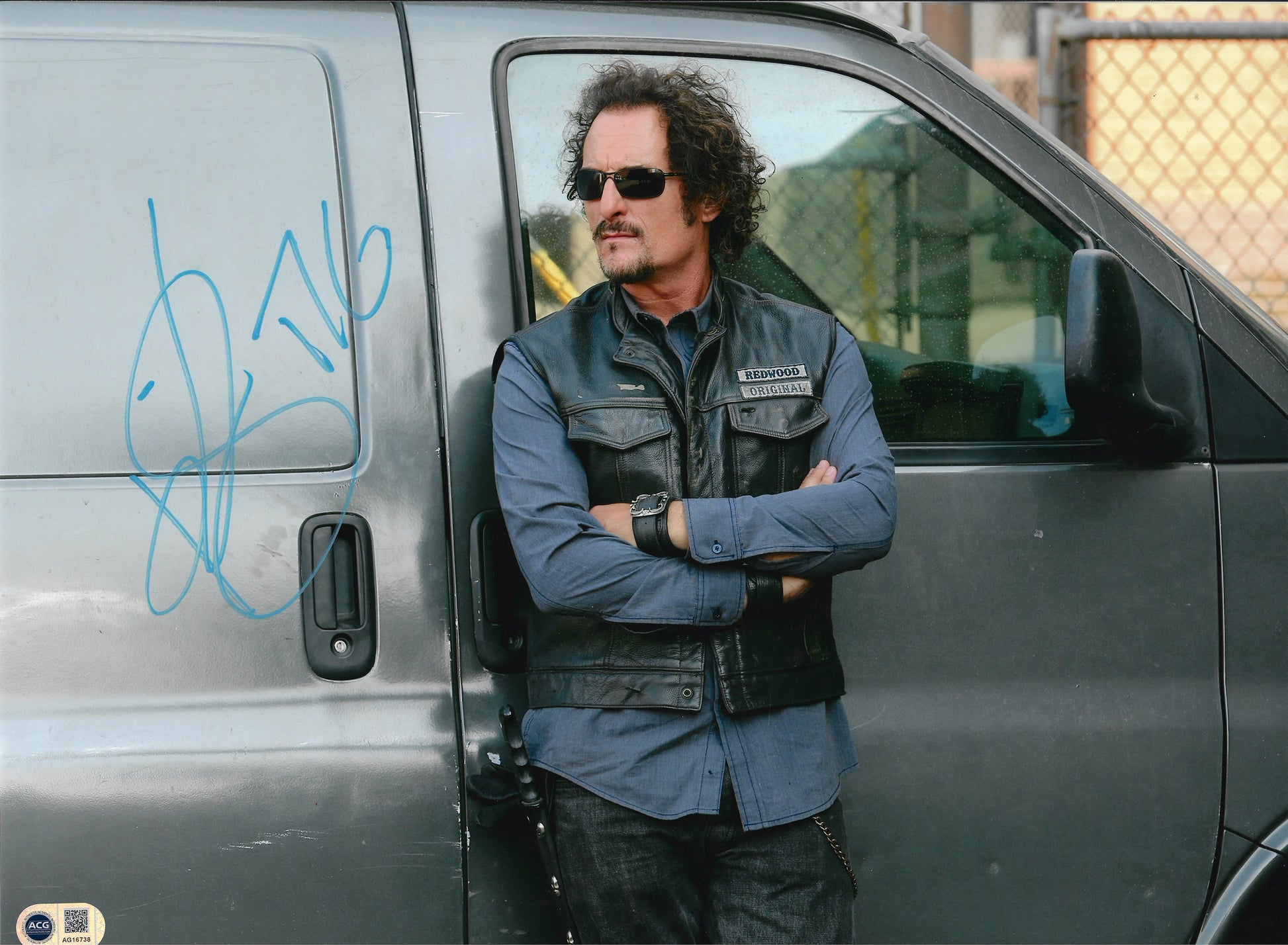 KIM COATES SIGNED SONS OF ANARCHY TIG 16x12 PHOTO (ACG CERT AG16738)-1