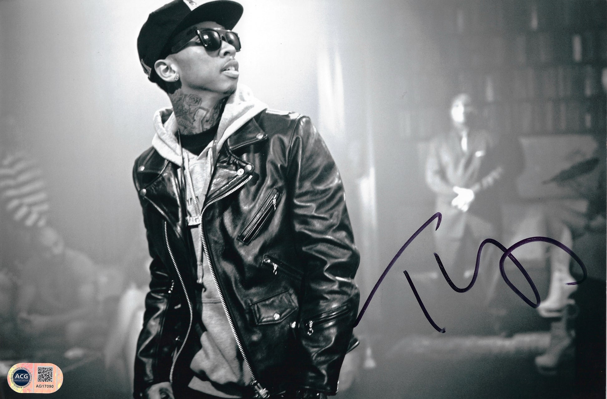 TYGA SIGNED RAPPER YOUNG MONEY 12x8 PHOTO (ACG CERT AG17090)-1