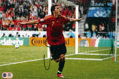 DAVID VILLA SIGNED SPAIN EURO 2008 12X8 PHOTO (ACG CERT AG17152)-1