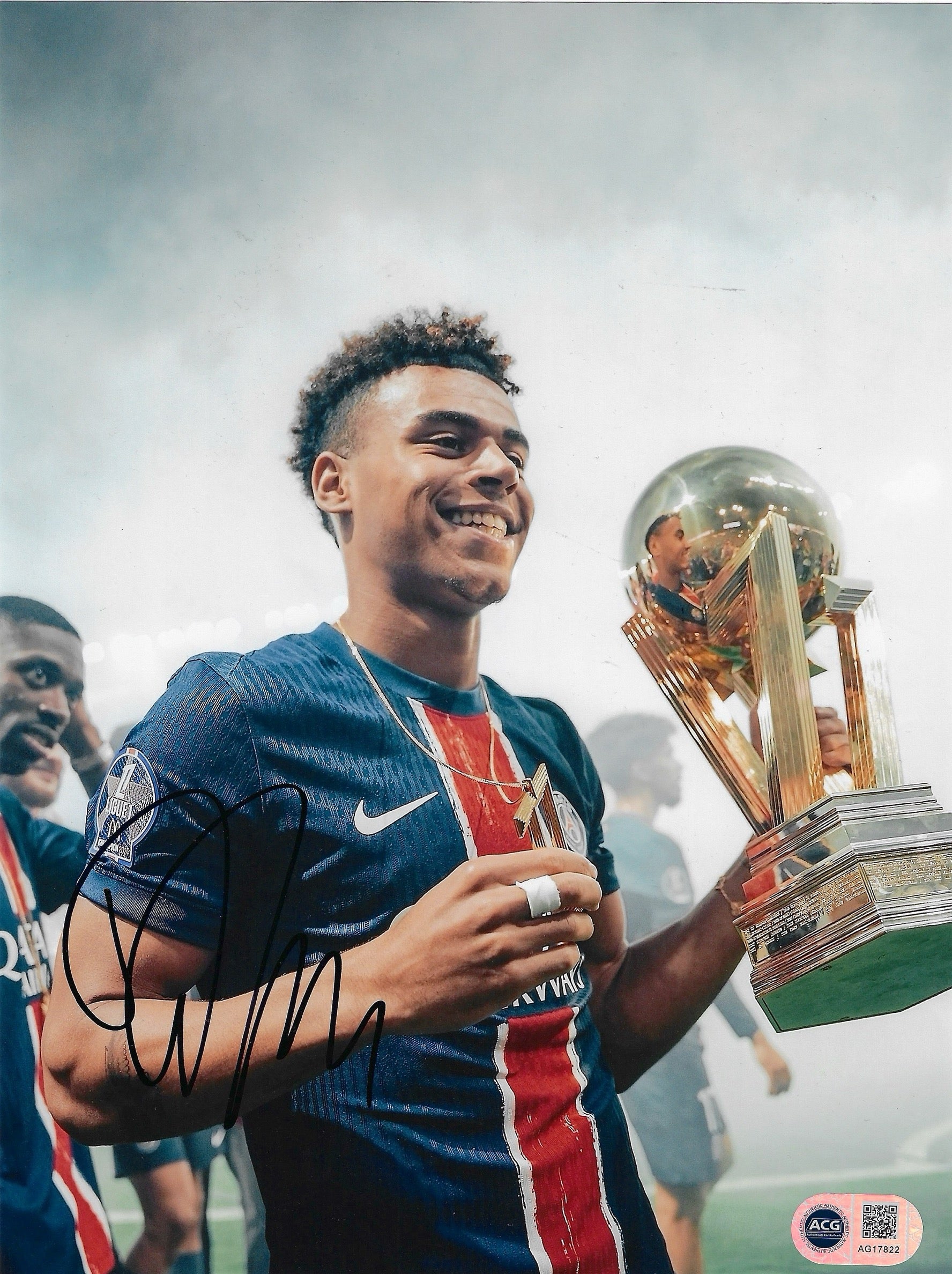 DESIRE DOUE SIGNED PARIS SAINT-GERMAIN PSG 10X8 PHOTO (ACG CERT AG17822)-1