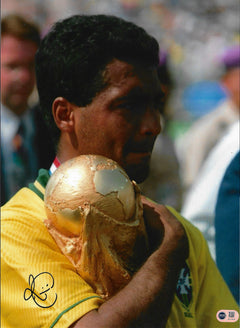 ROMARIO SIGNED BRAZIL WORLD CUP 1994 16X12 PHOTOGRAPH (ACG CERT AG17878)-1
