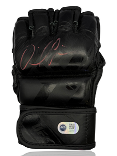 DANIEL CORMIER SIGNED UFC AUTOGRAPH FIGHT GLOVE (ACG CERT AG17571)-1