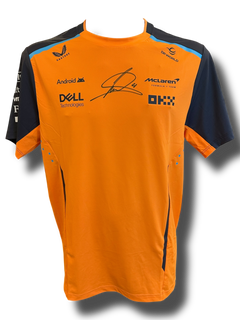 LANDO NORRIS SIGNED MCLAREN CASTORE FORMULA 1 T-SHIRT (ACG CERT AG16981)-1