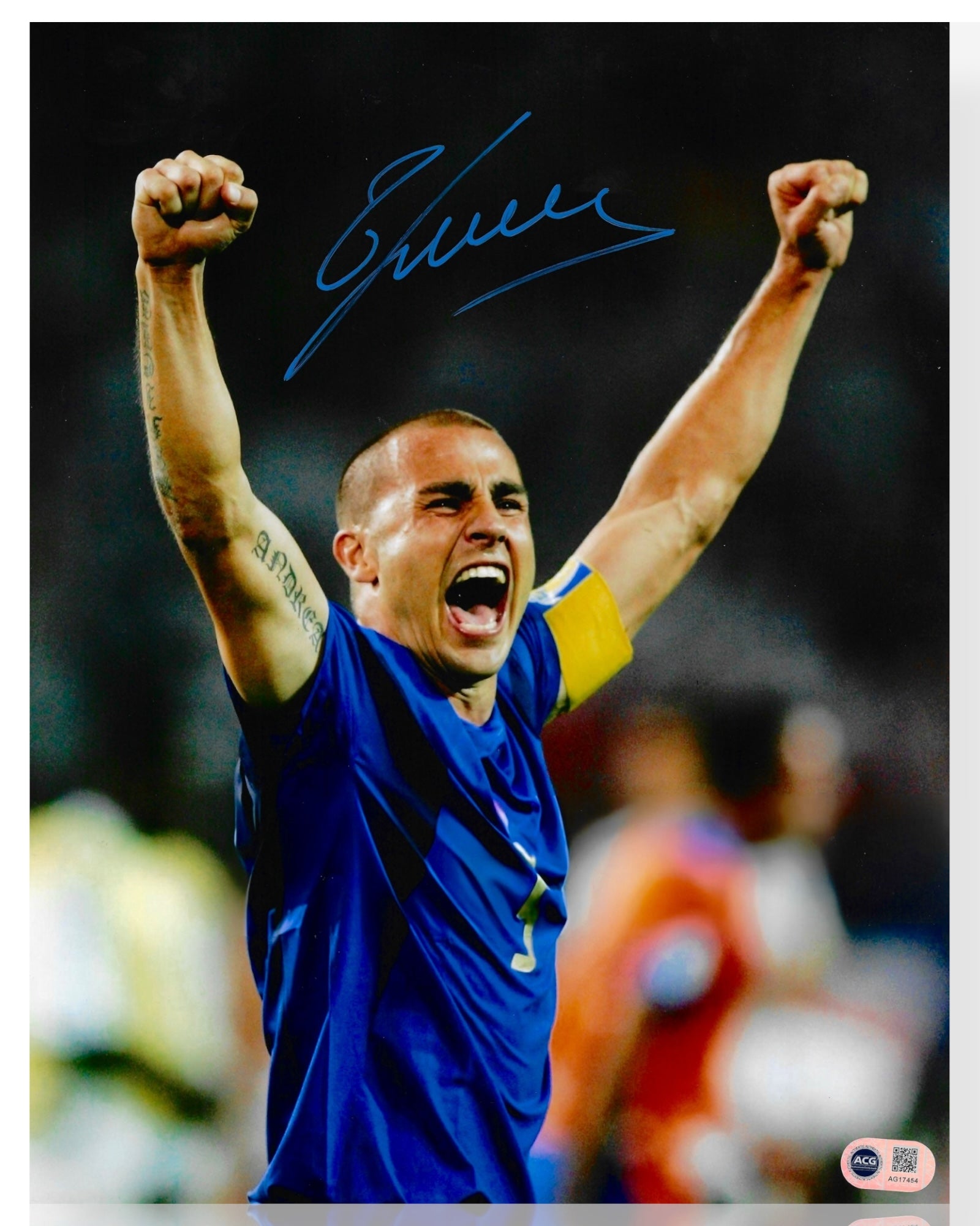 FABIO CANNAVARO SIGNED ITALY 06 WORLD CUP WINNER 14x11 PHOTO (ACG CERT AG17454)
